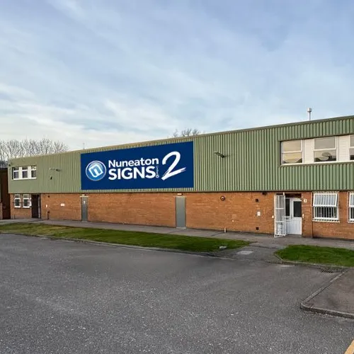 Nuneaton Signs New Premises